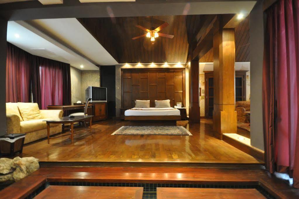 Siam Society Hotel And Resort Bangkok Exterior foto